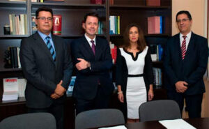 Ravelo Abogados
