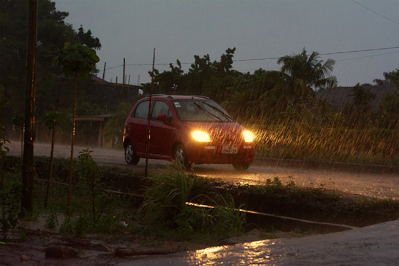 ¿Es Legal Poner Luces LED en el Coche?