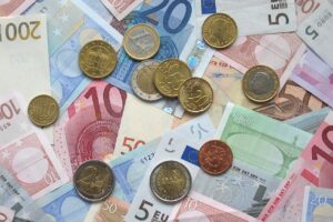 ¿Es Legal que me Bajen el Salario Base? ¿Es Legal que me Bajen el Salario Base?